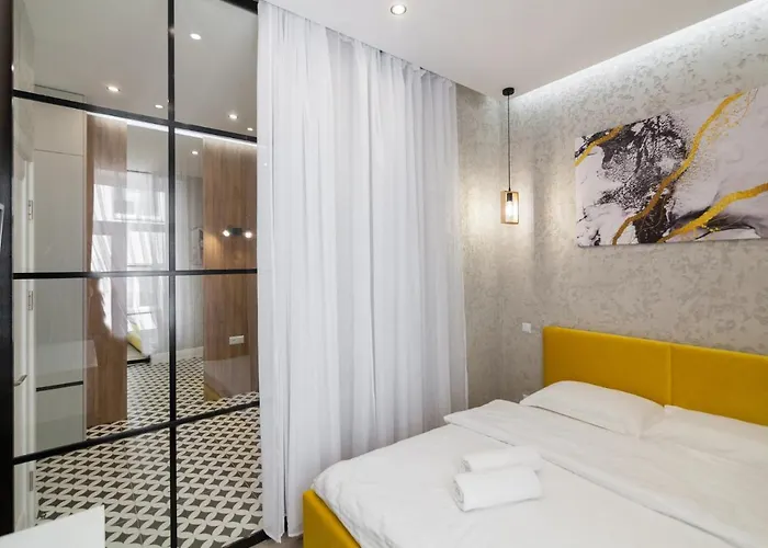 Royal Vip On Pidmurna 24 *